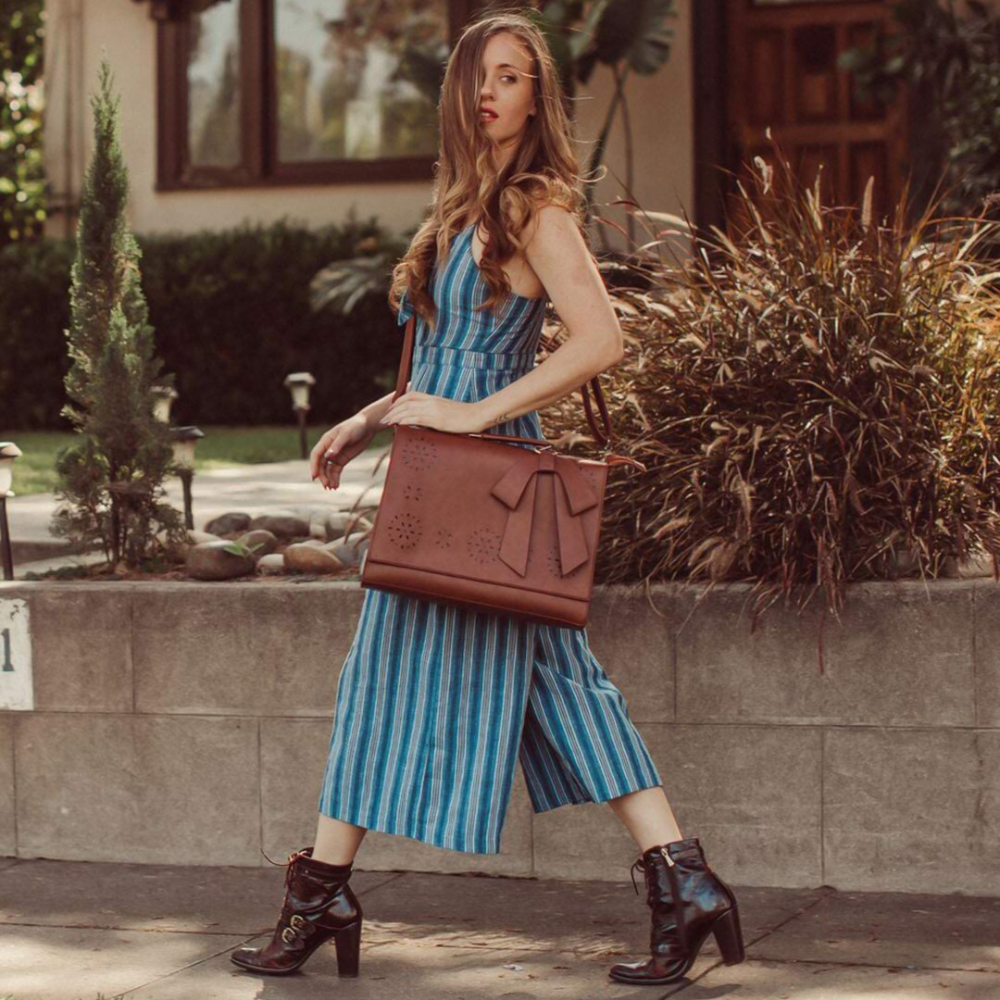 Bernadette - Elegantne Kott Ripsmega